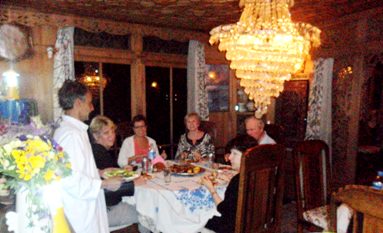 dining at houseboat